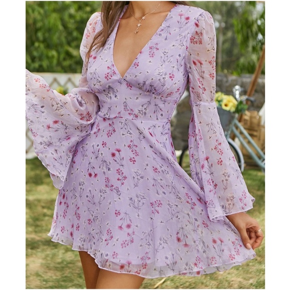 Boho Floral Print Bell Sheer Sleeve Dress - Picture 2 of 5